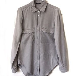 ‼️$5 SALE‼️ Gray Button Down Long Sleeve Size XS